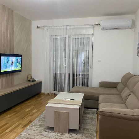 Stylish Charming Apartment Podgorica Exterior foto