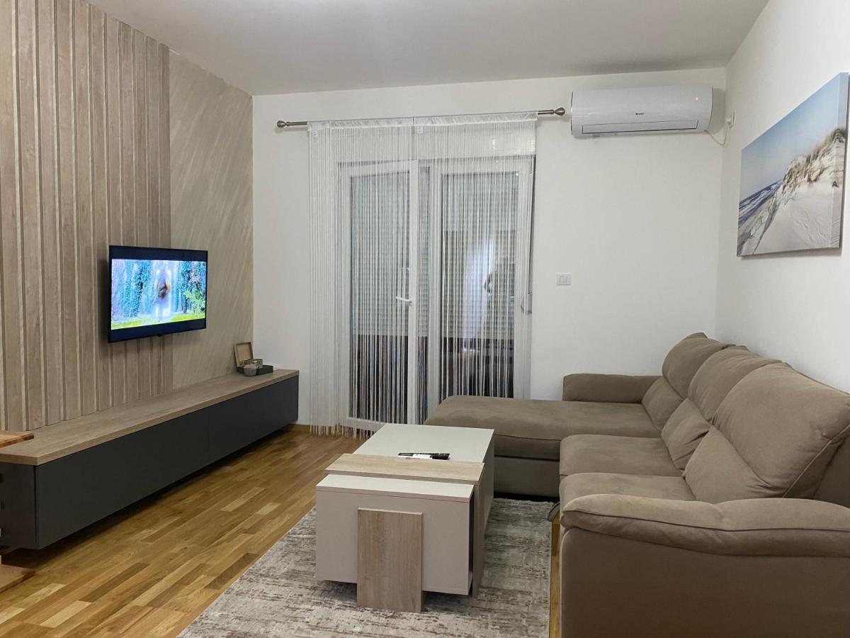 Stylish Charming Apartment Podgorica Exterior foto
